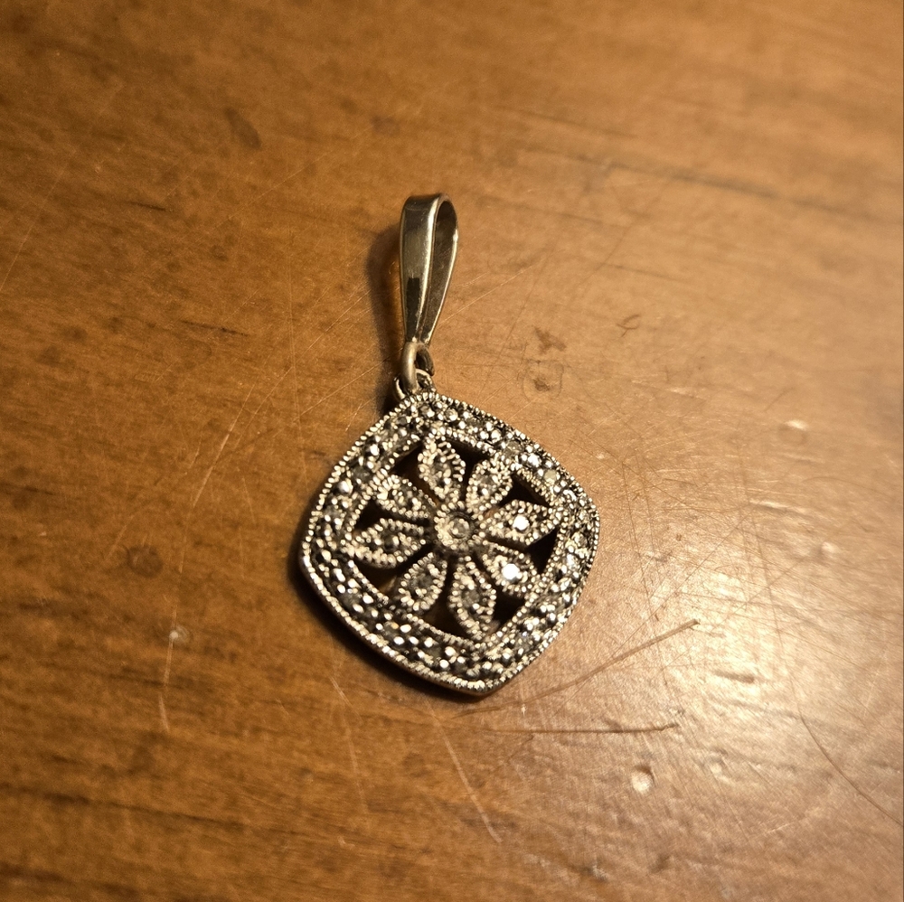 Diamond & Sterling Silver pendant - Picture 2 of 5